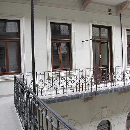 Pair Of Kings | Budapest Exterior photo
